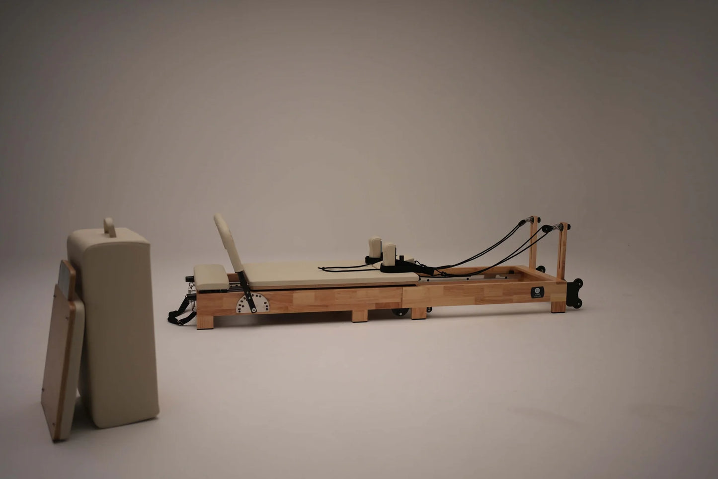 Foldable Pilates Reformer – Eco